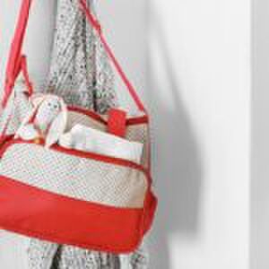 11x onmisbare handbagage items voor als je met je baby gaat vliegen