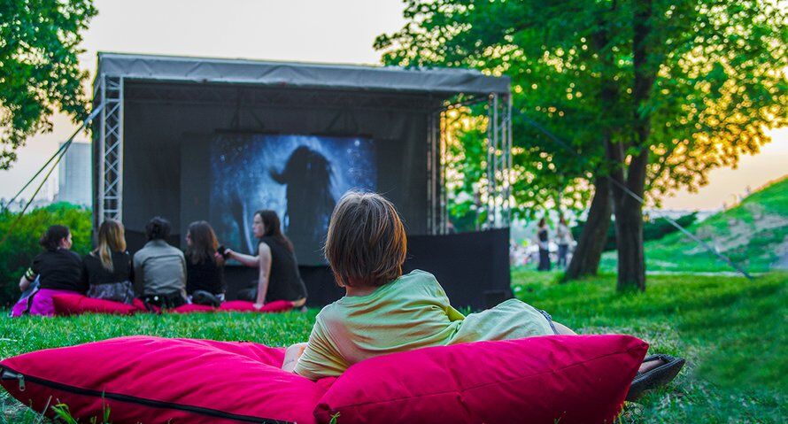 Illustratie bij: 6x hier kijk je deze zomer films in de open lucht