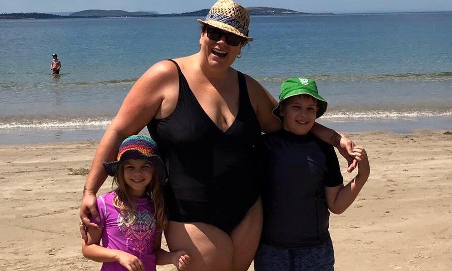 Illustratie bij: Foto van moeder in zwempak gaat viral: “Ik geniet nu van mijn lichaam”