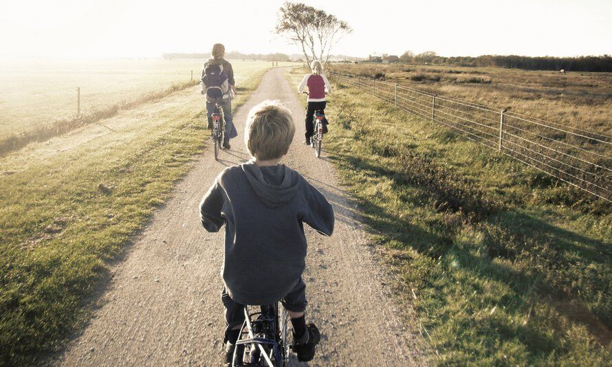 Illustratie bij: Bezorgde moeder Hanneke: ‘Het ongeluk veranderde het leven van mijn zoon’