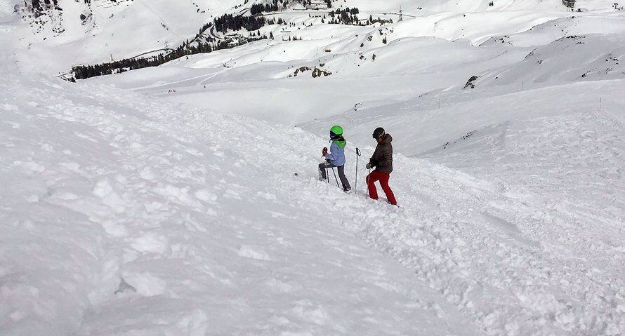 Illustratie bij: Op wintersport met je kind in Oostenrijk: 7 tips