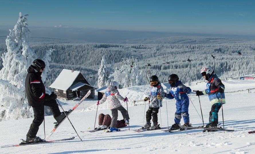 Illustratie bij: 5x waarom Tsjechië een geweldige wintersportbestemming is met kinderen