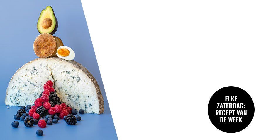 Illustratie bij: Zó maak je deze verrukkelijke maaltijdsalade met blauwe kaas en rood fruit