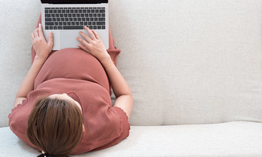 zwangere-vrouwen-meer-rust-op-werk