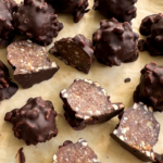 Recept voor een gezonde snack: chocolade-superfood energyballs