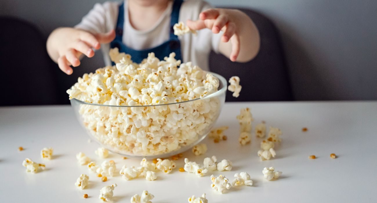 幼児向けポップコーンの専門家「この年齢まで待って」