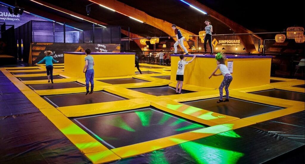 indoor speeltuin amsterdam trampoline