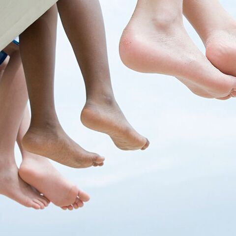 Illustratie bij: ‘Mijn kinderen lopen bijna overal op blote voeten’