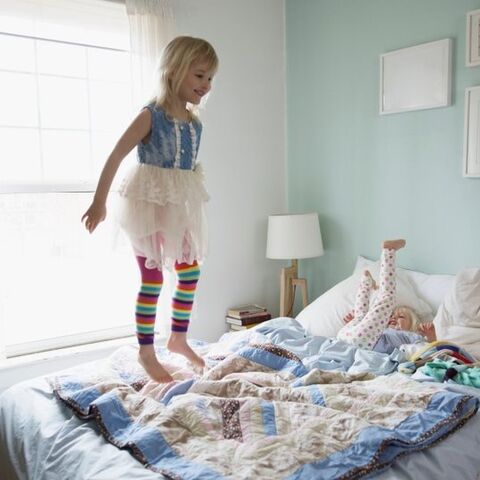 Illustratie bij: Superhandig: 5 stylingtips om de slaapkamer van je kind gezellig én energiezuinig te krijgen