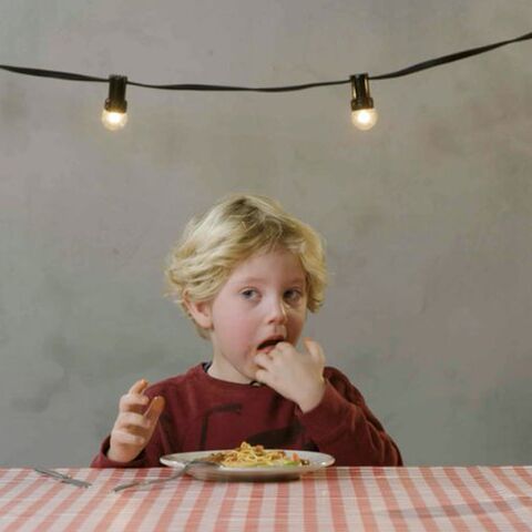 Illustratie bij: Kinderen testen pastasaus: ‘Dit is wel echt een 8,5 hoor’