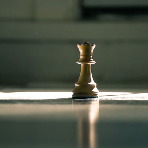 Illustratie bij: ‘Mijn kind vertelde dat hij met opa in de hemel aan het schaken was’