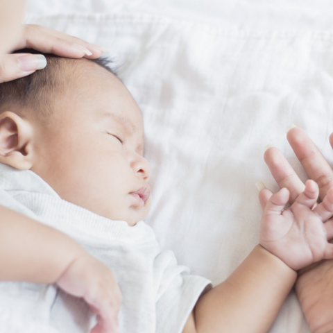 Illustratie bij: RIVM bezorgd over groeiende kinkhoestgevallen bij baby’s