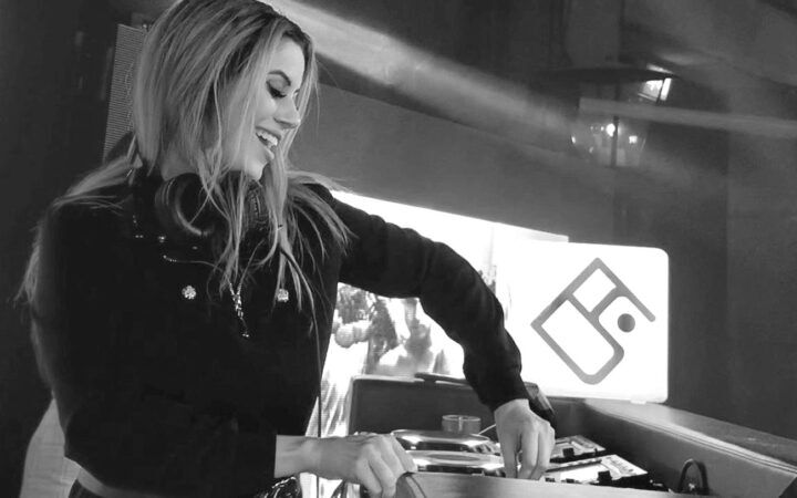 Melissa Sneekes DJ nachtwerk