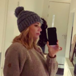 Jennifer Hoffman deelt foto van groeiende babybuik