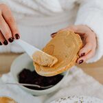 Holy peanut: zo verklein je het risico op een pinda-allergie bij je kind, aldus experts