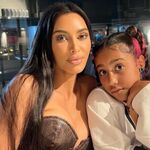 Kim Kardashian krijgt kritiek: 12-jarige dochter North West duikt op met opvallende piercing