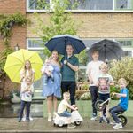 Jongste kind familie Blom, bekend van Een Huis Vol, in het ziekenhuis beland: ‘Het was echt vies’