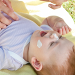 Nuttige bescherming of slimme marketing: is kinderzonnebrand écht nodig?