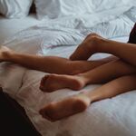 7 dingen die sekstherapeuten zelf nóóit zouden doen in bed (en wat jij ervan kunt leren)