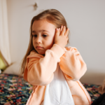 Lijfdossier: Zo herken je oorproblemen bij kinderen volgens de KNO-arts
