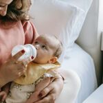 Net bevallen? 10 ongeschreven regels waar de kraamvisite zich aan moet houden