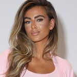 Beschuit met roze muisjes! Julie Reinders is bevallen van haar dochtertje