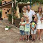Melissa uit Een huis vol emigreert over Spaanse school: ‘De juf is altijd te laat’