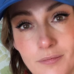 Actrice Tina de Bruin dronk shakes met haar placenta: ‘Lekker met wat rood fruit en een beetje amandelmelk’