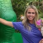 Monique onthult dat alle aandacht vroeger naar broer Jan Smit ging: ‘Nooit beter geweten’