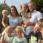 Familie Verleg uit Een Huis Vol verwelkomt achtste kind en dít is zijn naam
