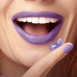 Paars is het nieuwe wit: met deze beautyhack kom je stralend de feestdagen door