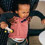 Driftbui in het openbaar? Deze 8 manieren kunnen je helpen om kalm te blijven