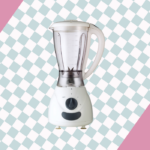 Wies: ”Je hebt wát in de blender gedaan?!” riep ik naar mijn broer terwijl hij op mijn baby paste’