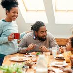 Expert: deze 4 ‘ongemakkelijke’ gesprekken moet je met je kind voeren om ze sterker te maken