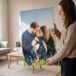 Van foto op de telefoon naar de muur: zo bewaar je gezinsherinneringen op een bijzondere manier