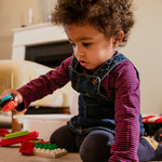 Nieuw onderzoek: kinderen die graag alleen spelen zijn soms gelukkiger dan je denkt