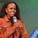 Hoe Michelle Obama haar dochters met beide benen op de grond houdt (ook al groeiden ze op in het Witte Huis)