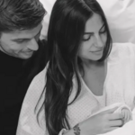 Van pole naar papa: Max Verstappen vader geworden van dochter Lily