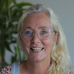 Yvette Juch