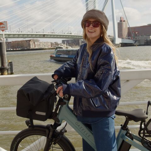 Illustratie bij: Power, stijl en kids achterop – Lizet Greve test de Gazelle Cabby