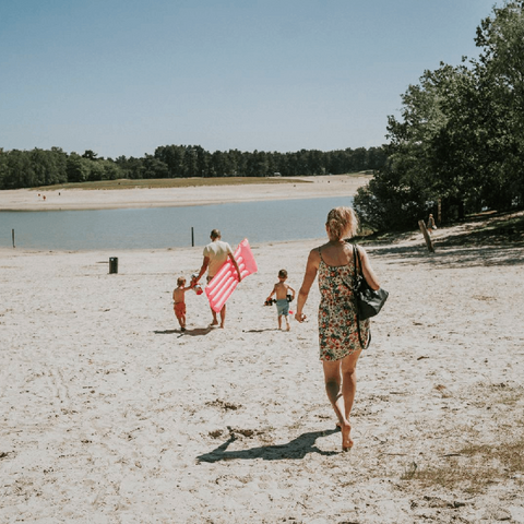 Illustratie bij: Weg met vakantiestress: dingen die je écht geregeld moet hebben