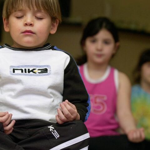 Illustratie bij: Zo kan het ook: je kind laten mediteren in plaats van straffen