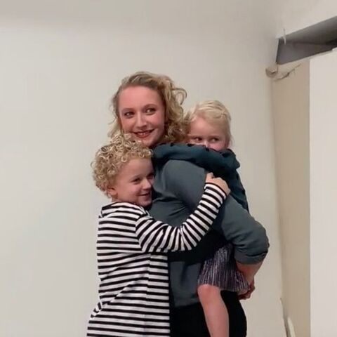 Illustratie bij: Mariëtte ging op de foto met haar kinderen (en dat leverde déze leuke beelden op)