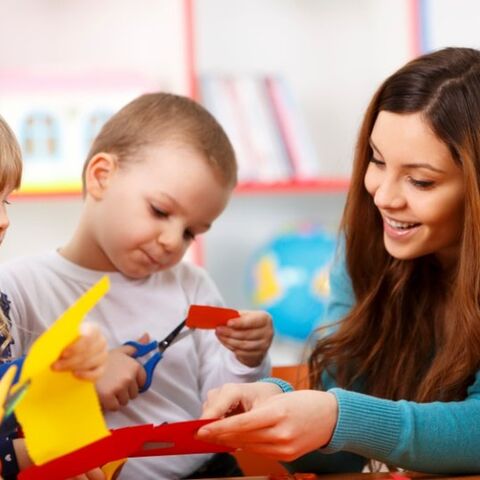 Illustratie bij: Kinderopvang is duur, maar hoe goed verdient het eigenlijk?