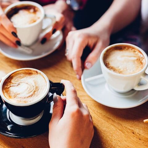 Illustratie bij: Mama spijbelt: ‘Als mijn man er maar niet achterkomt’