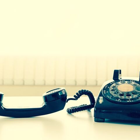 Illustratie bij: Zonder schuldgevoel even niet reageren op social: zo doe je dat