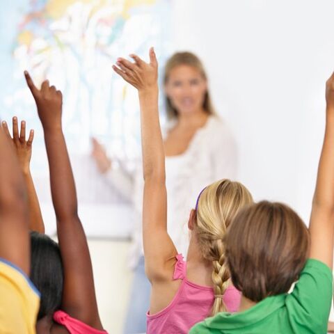 Illustratie bij: ‘Nederland wil toch zo graag een kenniseconomie zijn? Investeer dan in je onderwijs!’
