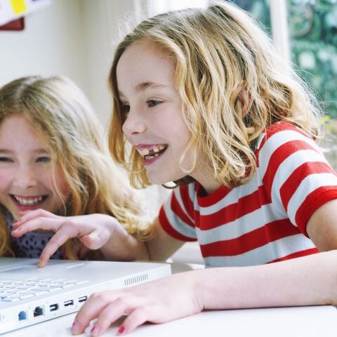 Illustratie bij: Onderzoek: een derde van ouders weet niet wat hun kind doet op een beeldscherm