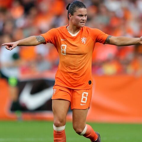 Illustratie bij: Wauw: voetbalster Sherida Spitse deelt intieme gezinsfoto