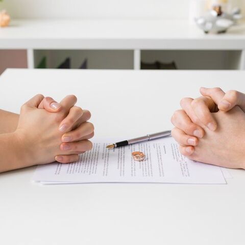 Illustratie bij: Waarom Kiran (op het nippertje) besloot de scheidingspapieren niet te tekenen